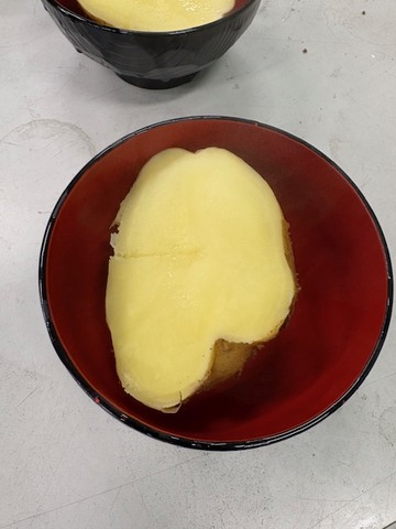 パプリカをピクルスにして担当者試食しました！新ジャガイモもほくほくで美味しかったです！ごちそうさまでした！画像